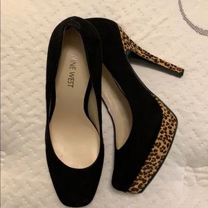 New 9 west platform black pumps with Leopard  7.5